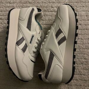 Reebok Cream and Black Patterned Sneakers